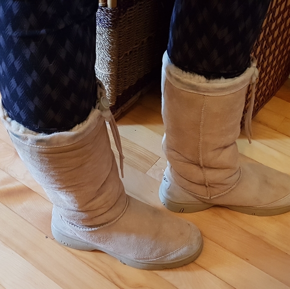 UGG Shoes - Ugg boots